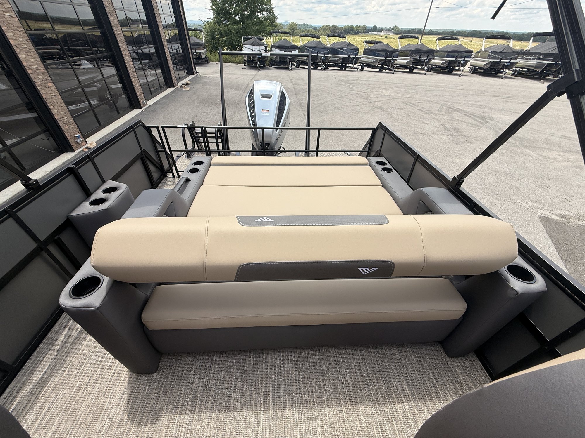 2026 Viaggio X22S Pontoon
