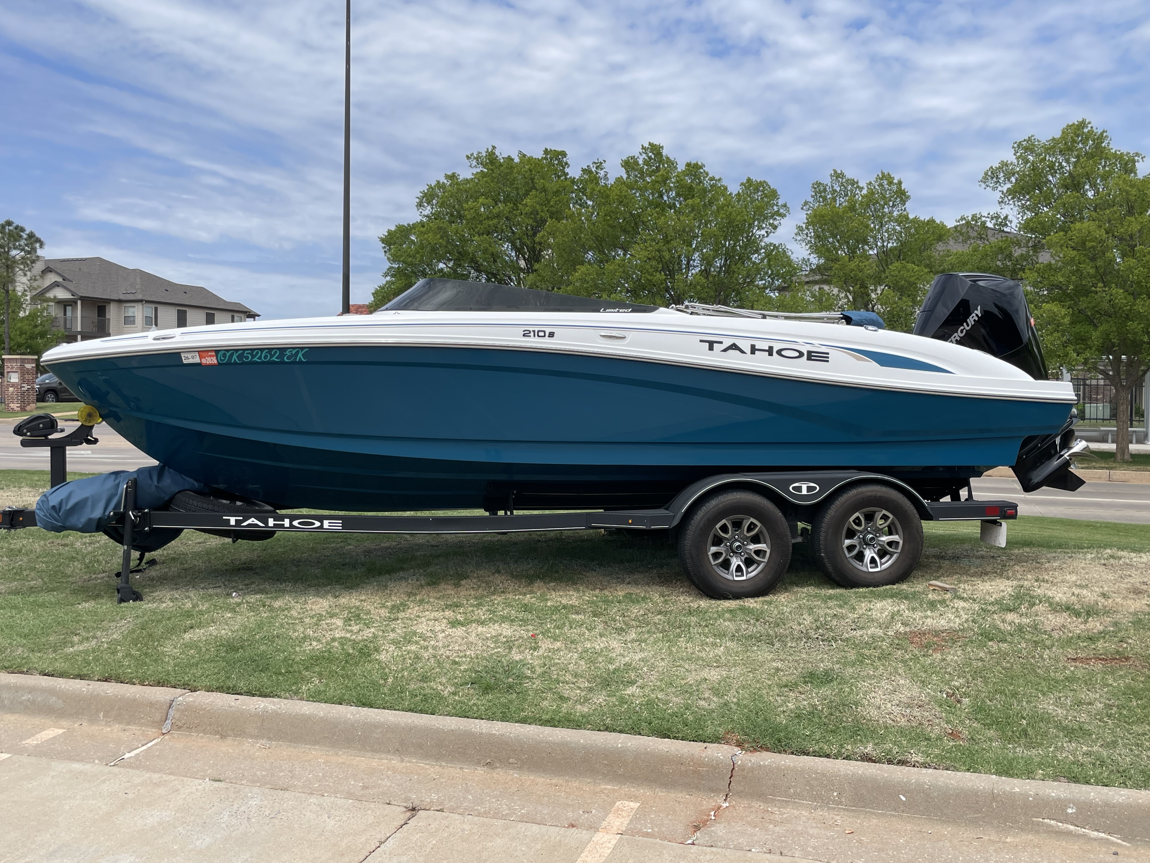 2024 Tahoe 210 S Limited Bowrider