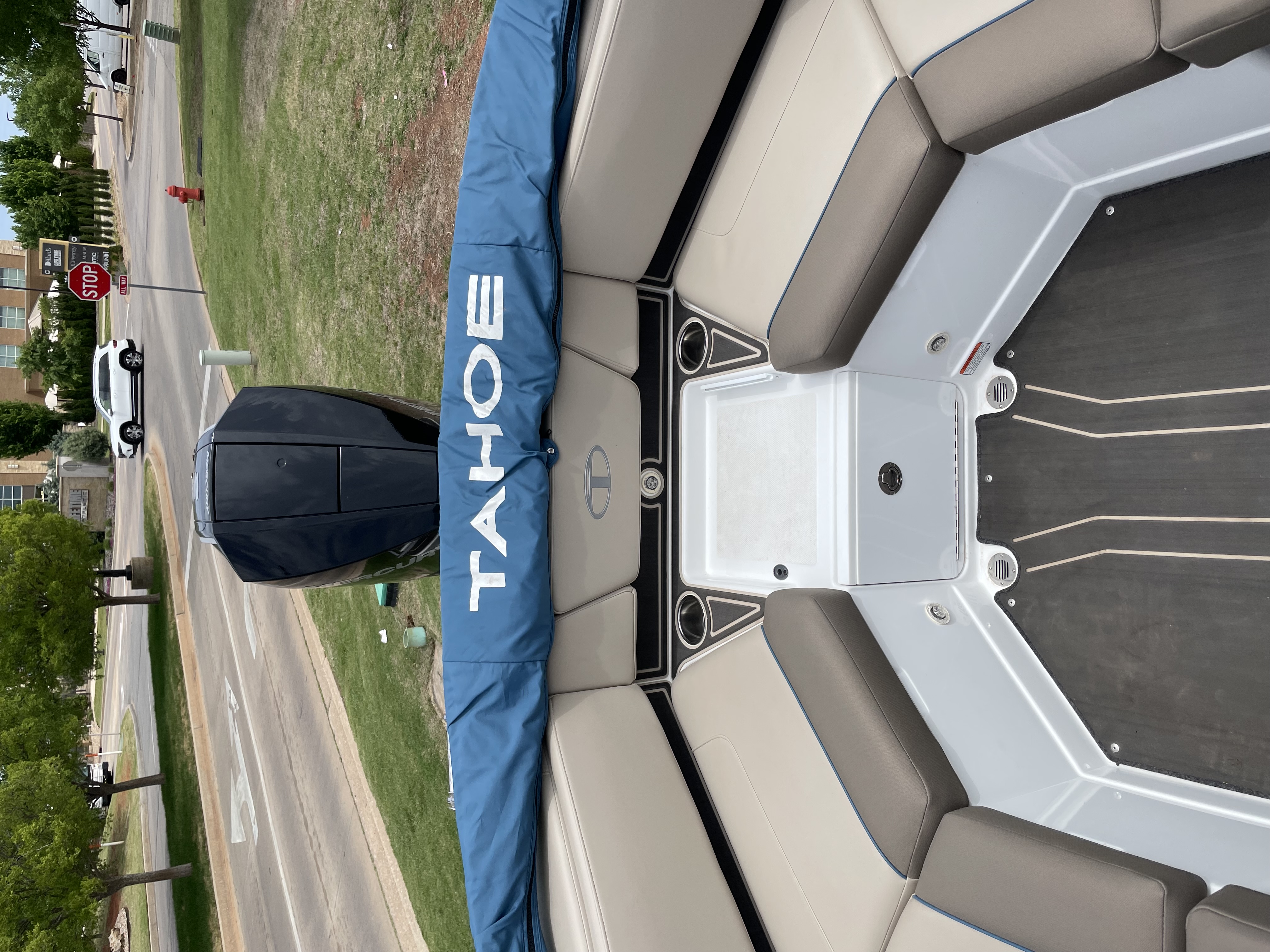 2024 Tahoe 210 S Limited Bowrider