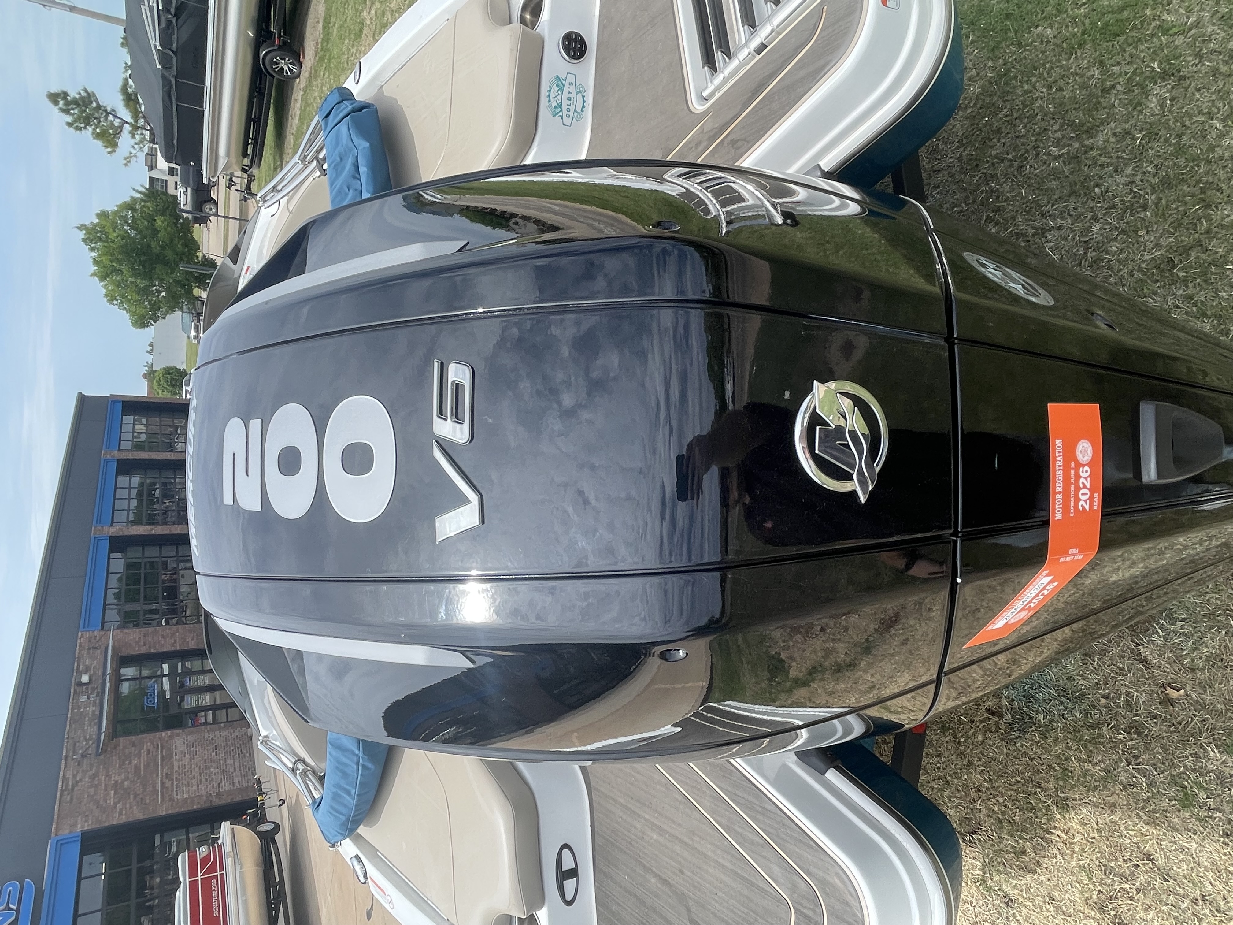 2024 Tahoe 210 S Limited Bowrider