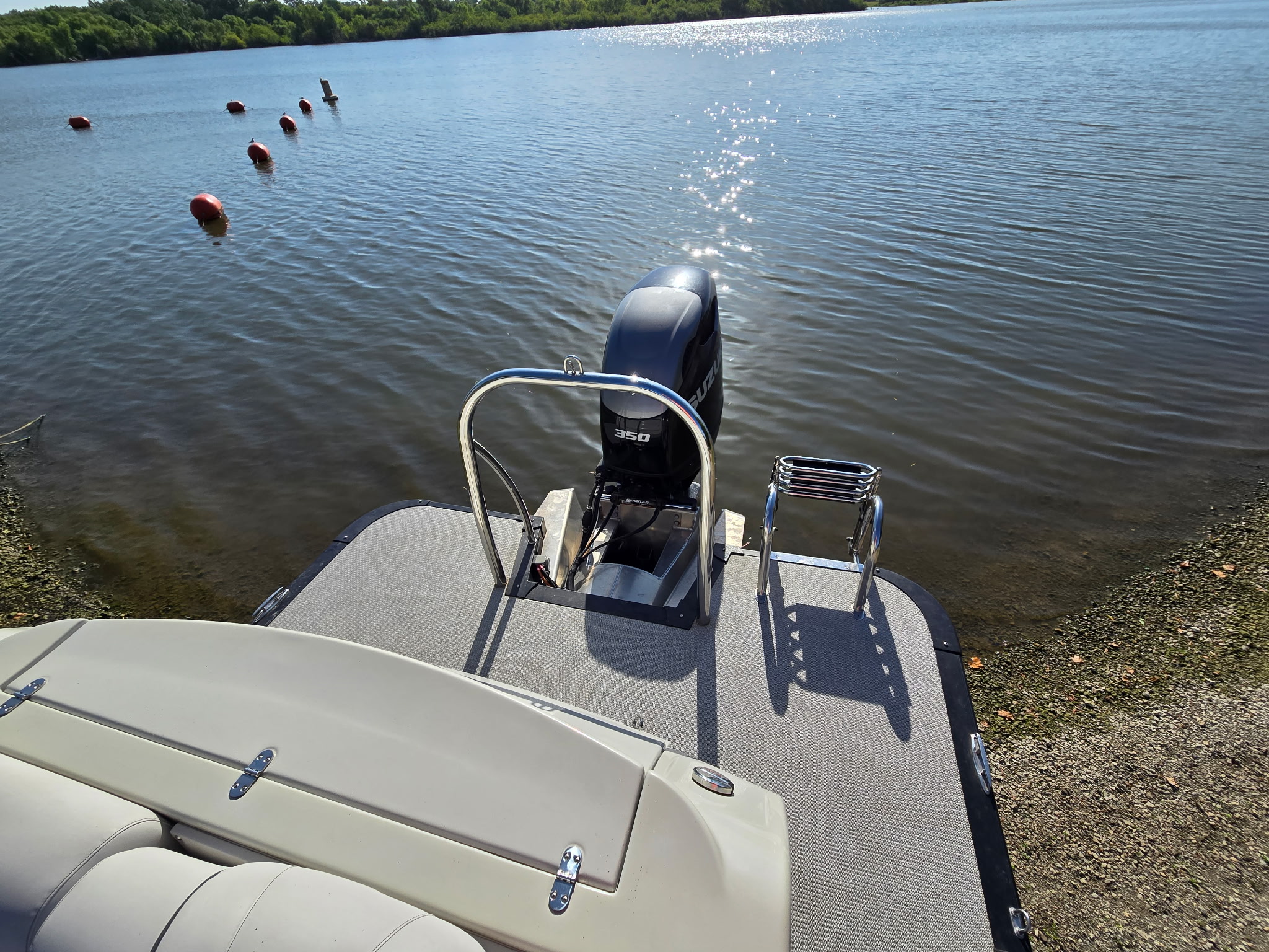 2024 Tahoe Cascade 2585 EL Windshield Pontoon