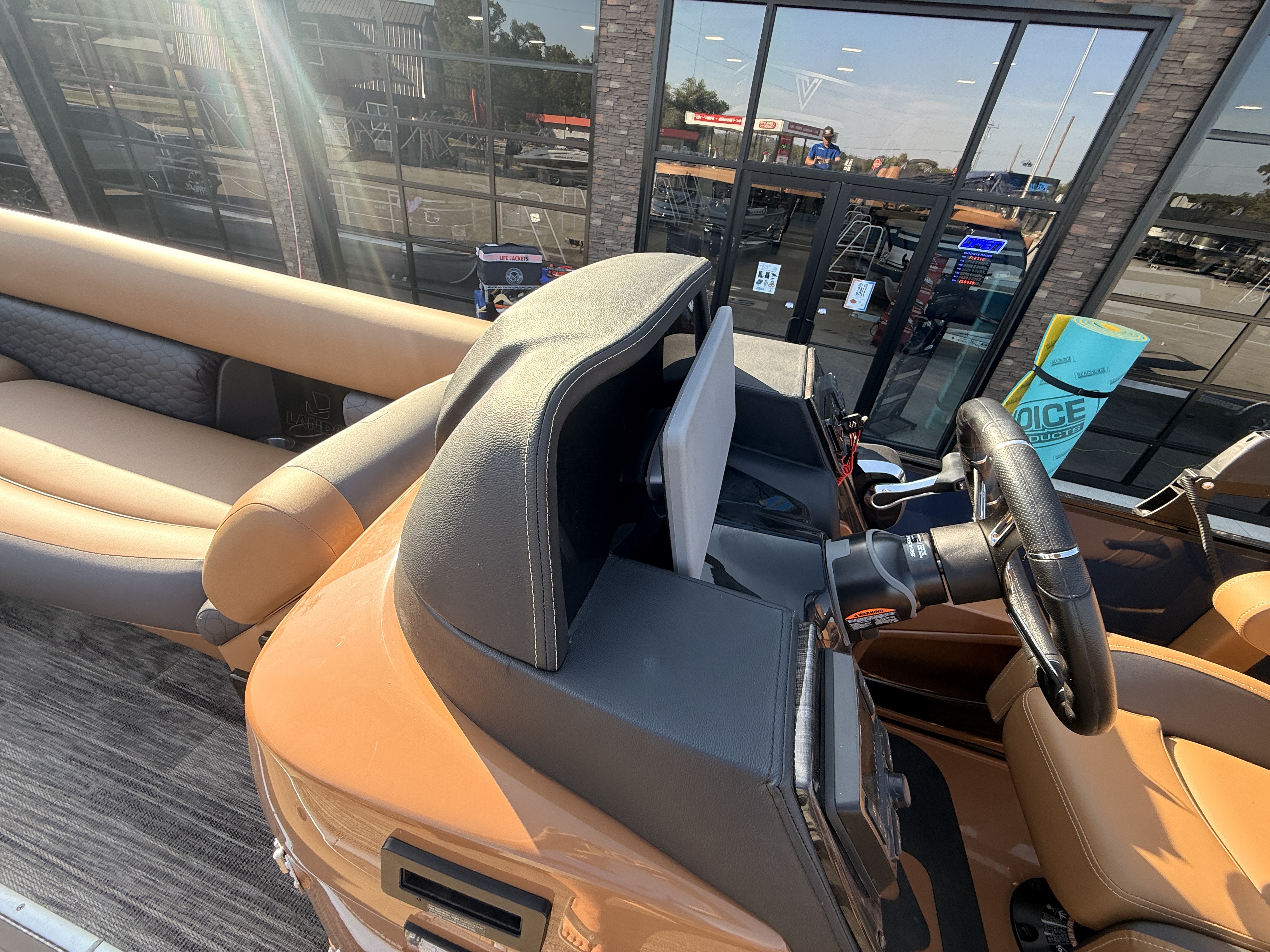 2027 Landau 25 CRS Pontoon