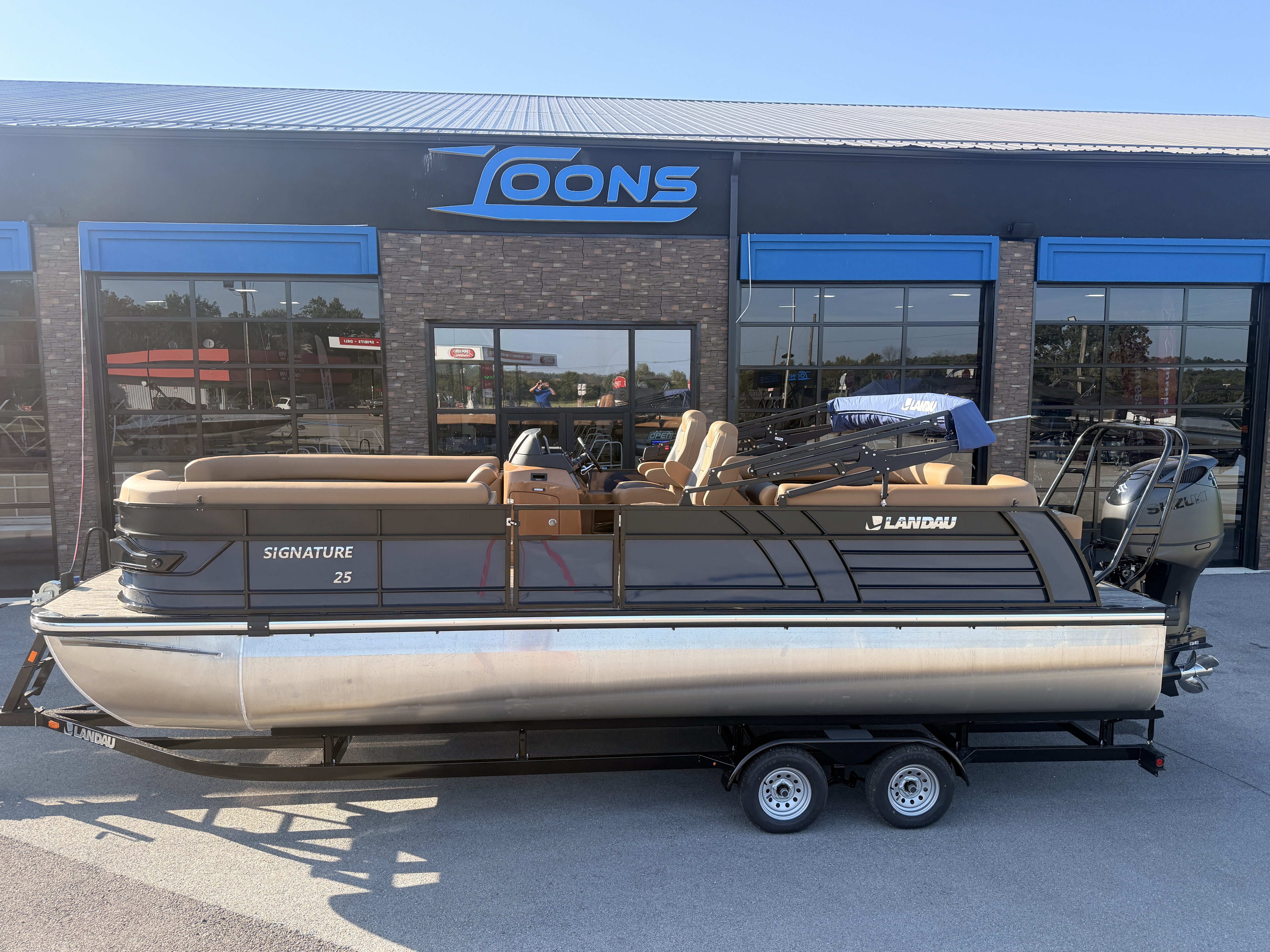 2027 Landau 25 CRS Pontoon