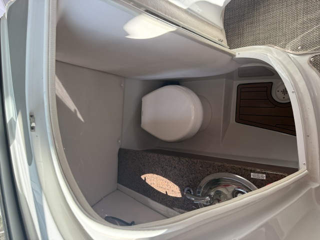 2018 Crownline 275 SS Open Bow