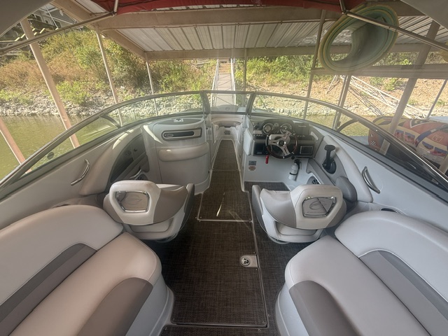 2018 Crownline 275 SS Open Bow