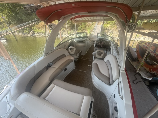 2018 Crownline 275 SS Open Bow