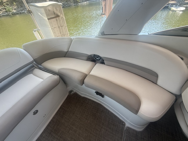 2018 Crownline 275 SS Open Bow