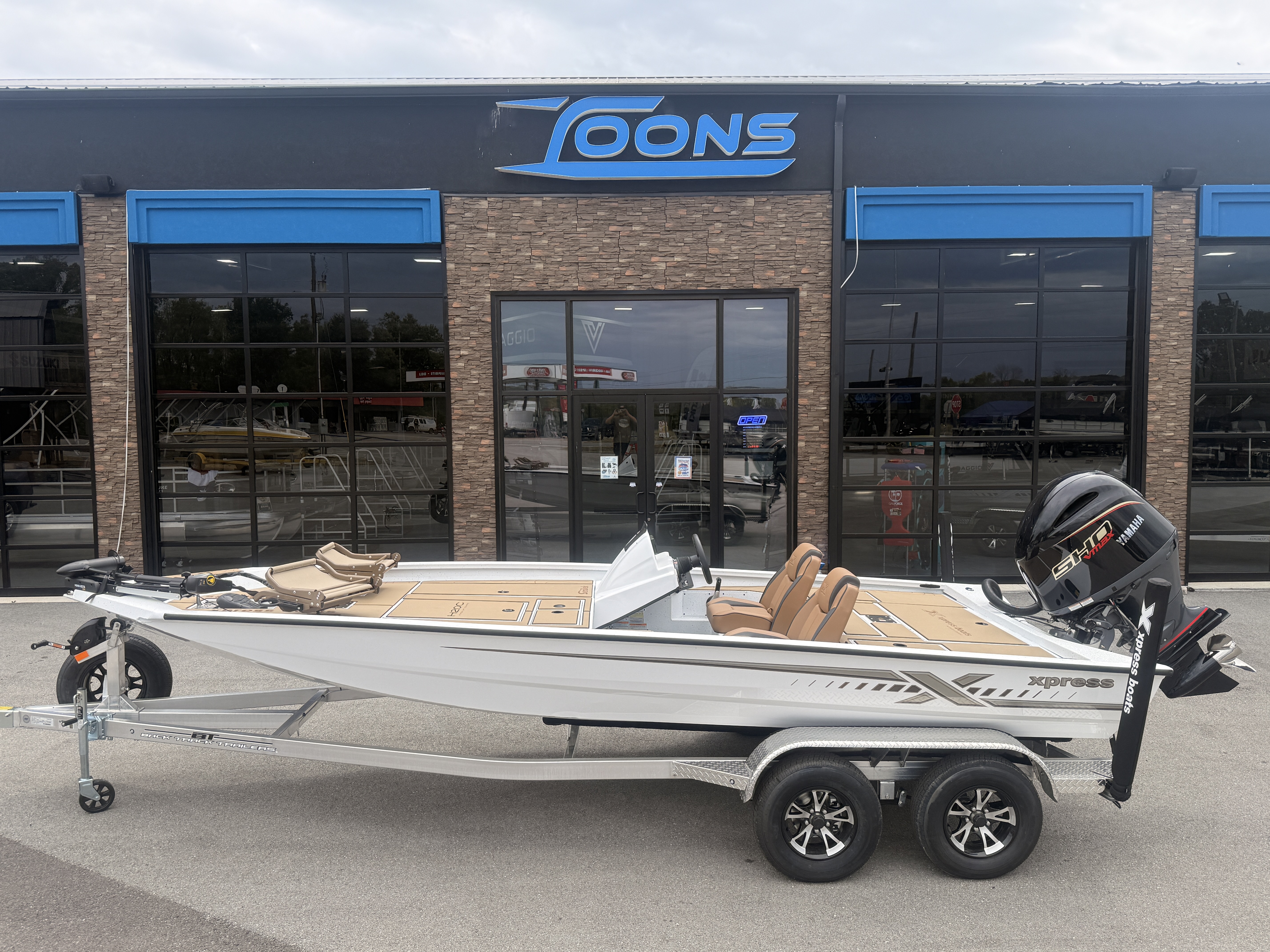 2027 Xpress H20 Crappie Fishing Boat