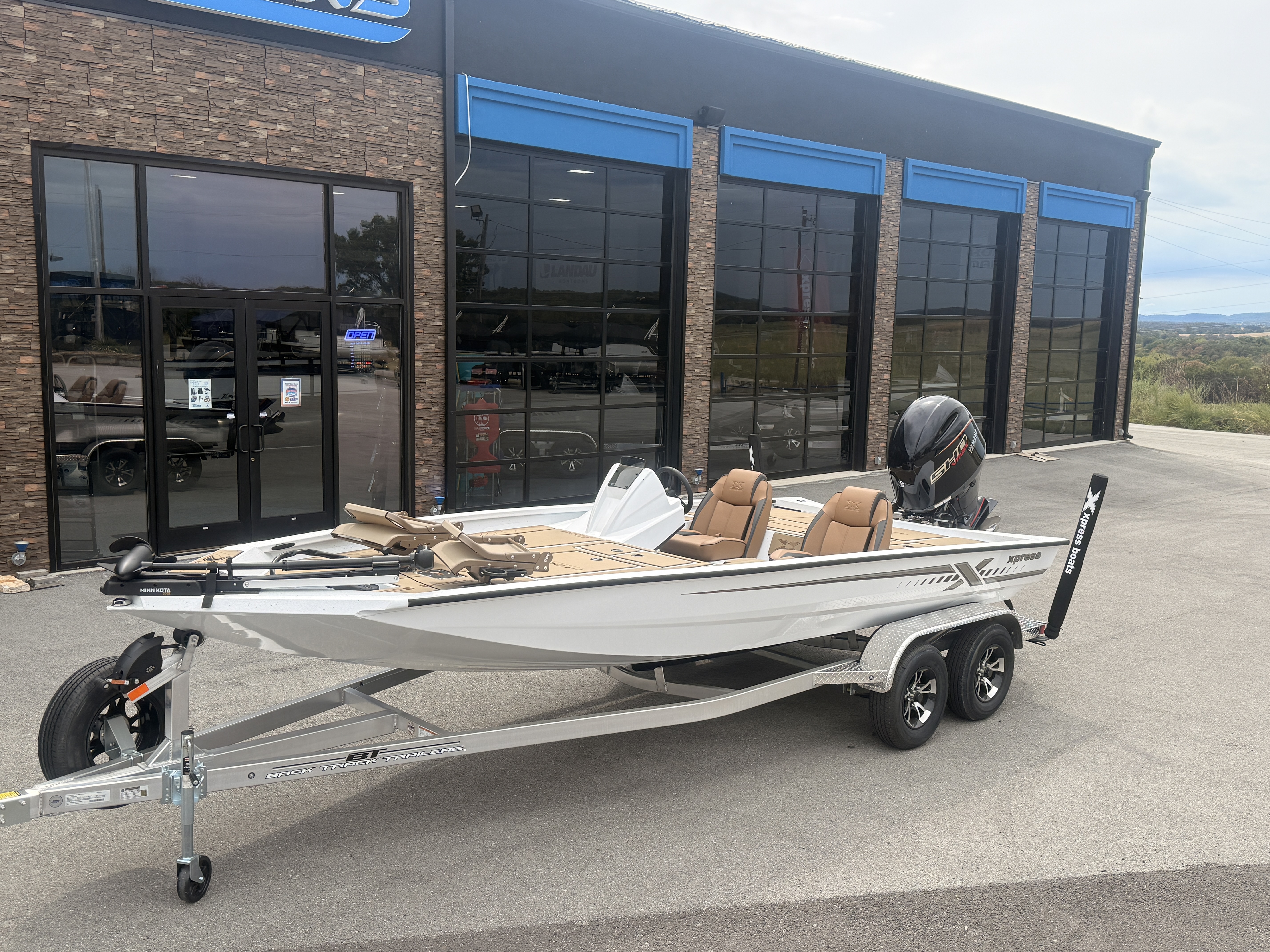 2027 Xpress H20 Crappie Fishing Boat