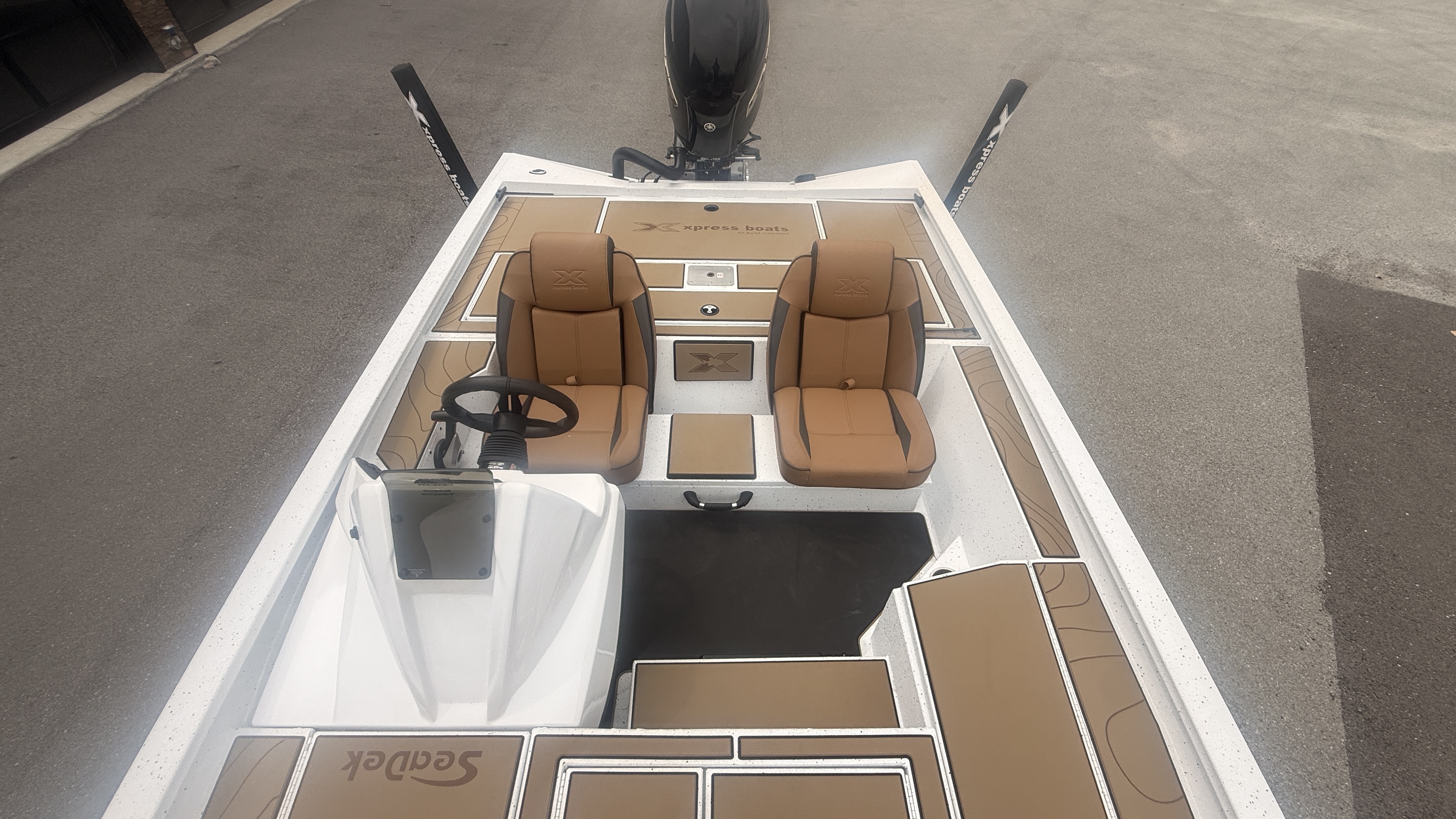 2027 Xpress H20 Crappie Fishing Boat
