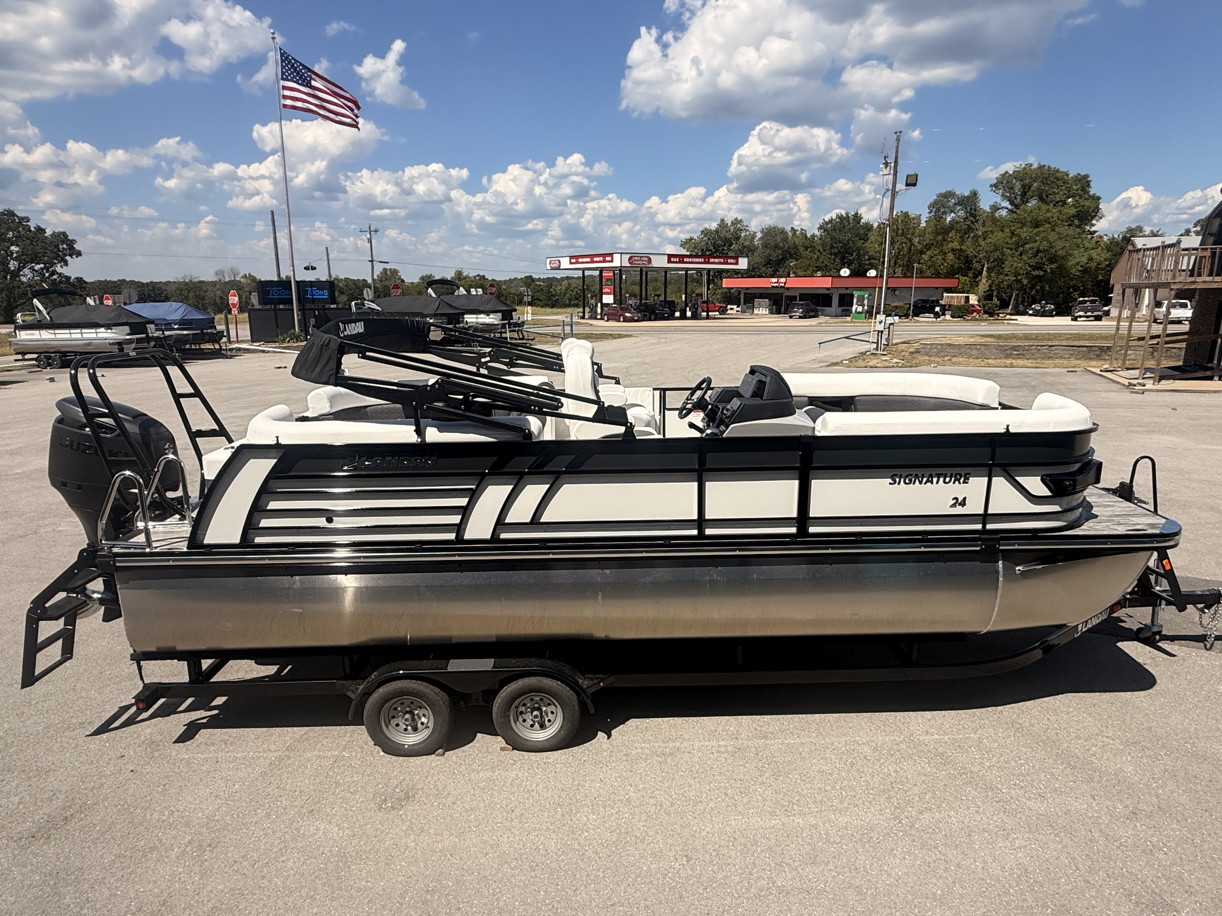 2027 Landau 24C Signature Pontoon