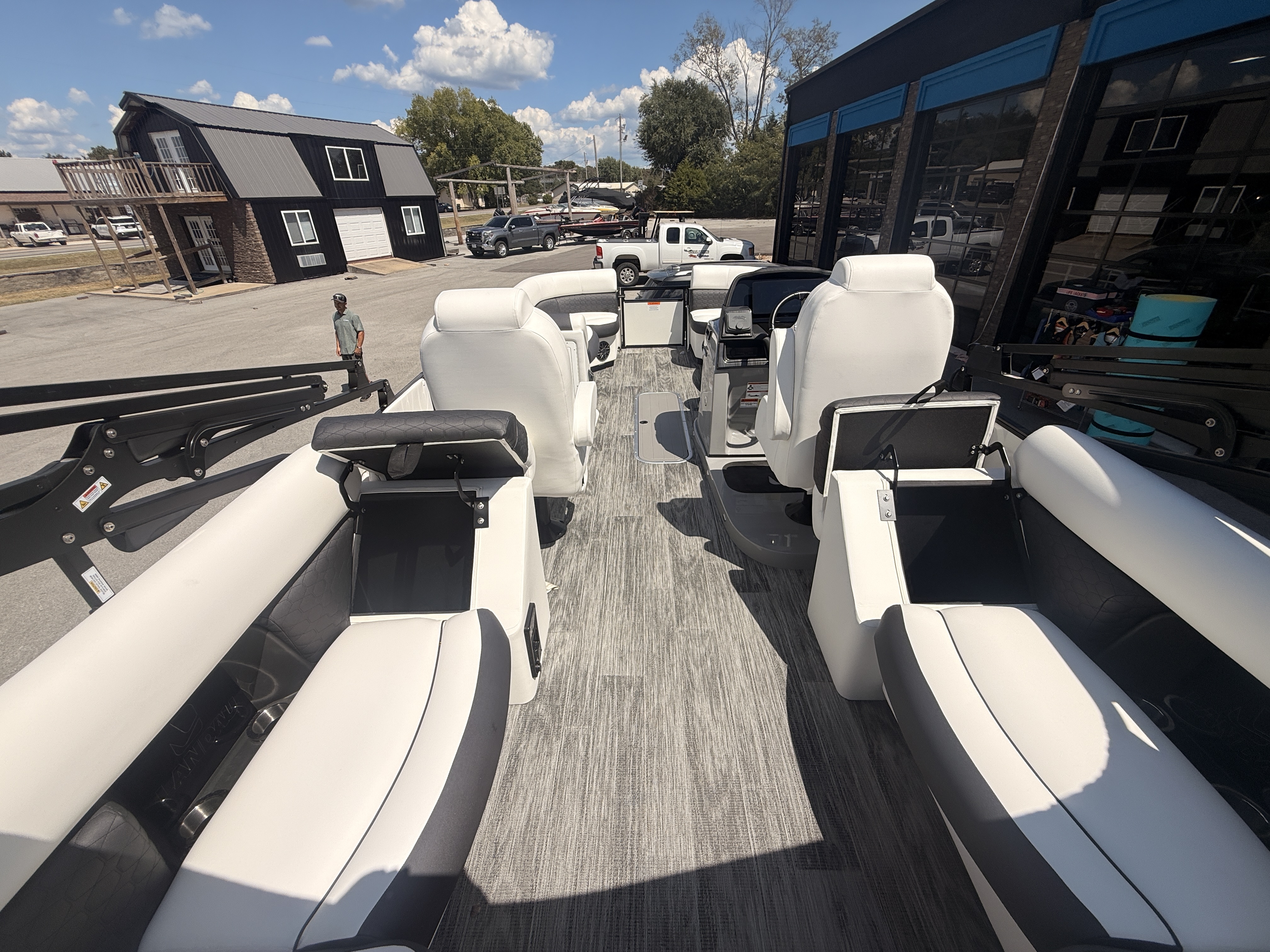 2027 Landau 24C Signature Pontoon