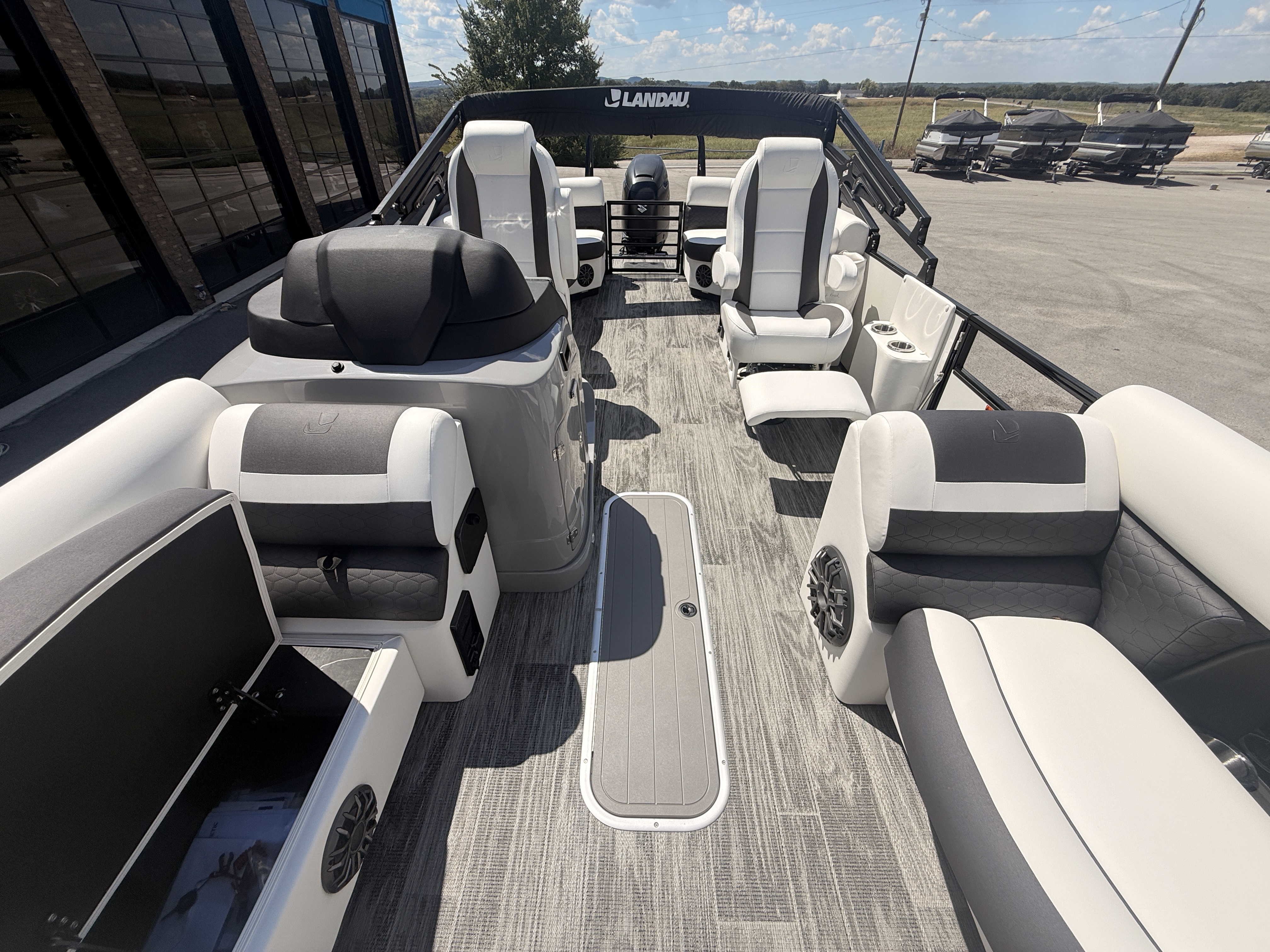 2027 Landau 24C Signature Pontoon