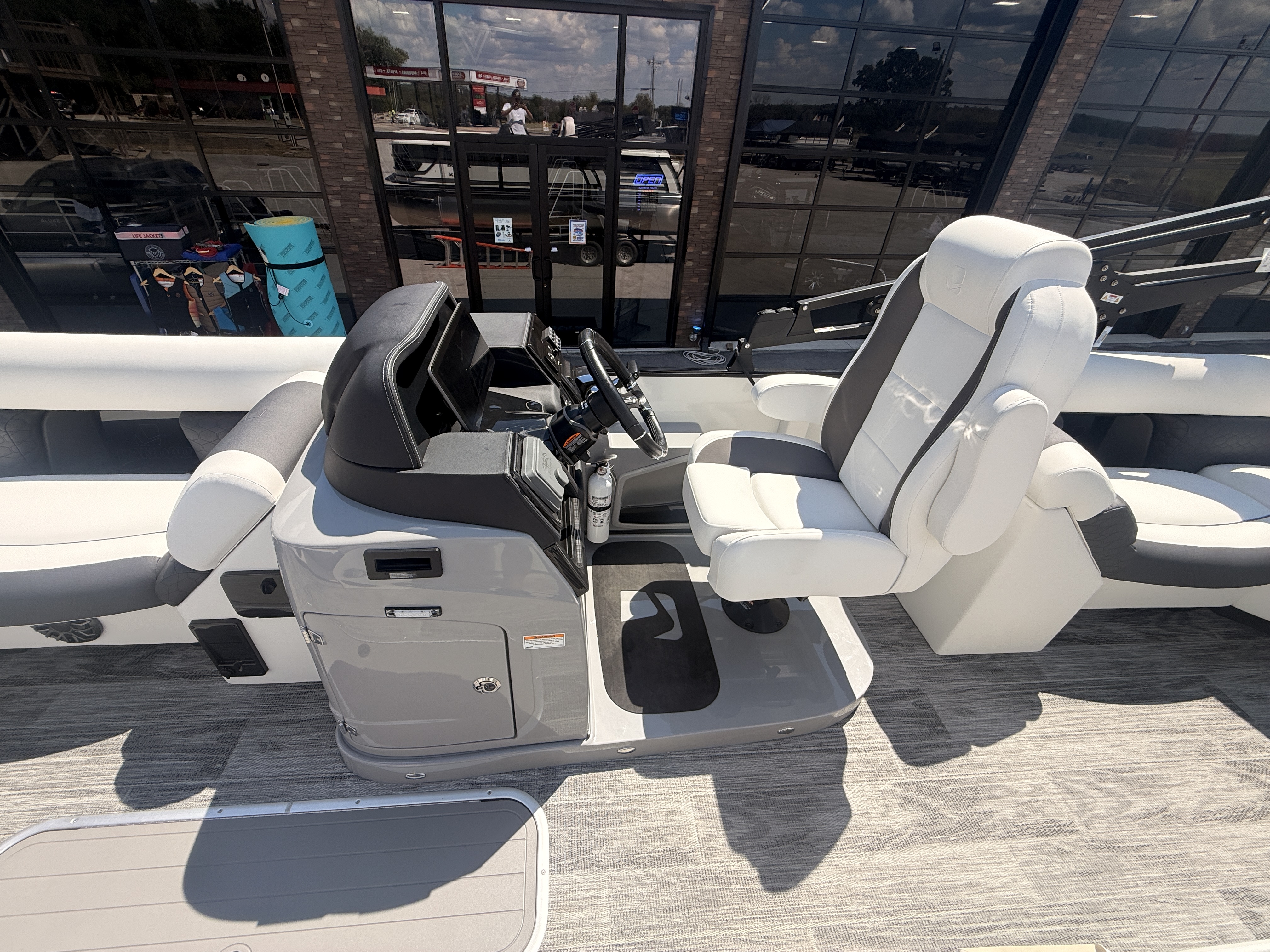2027 Landau 24C Signature Pontoon
