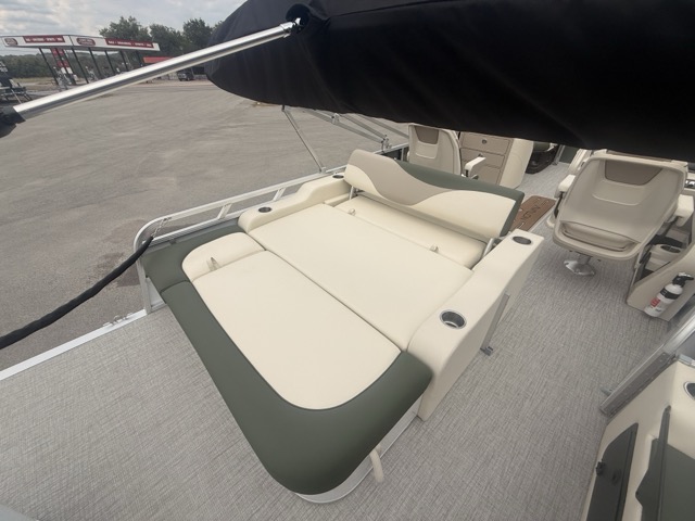 2027 Avalon 2385 LSZ VRB Pontoon