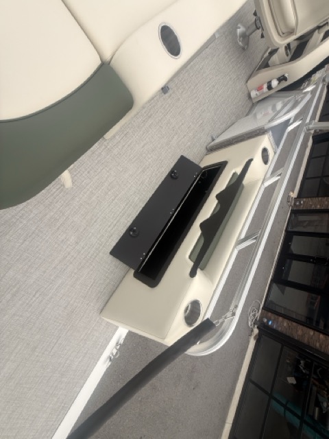 2027 Avalon 2385 LSZ VRB Pontoon