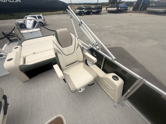 2027 Avalon 2385 LSZ VRB Pontoon