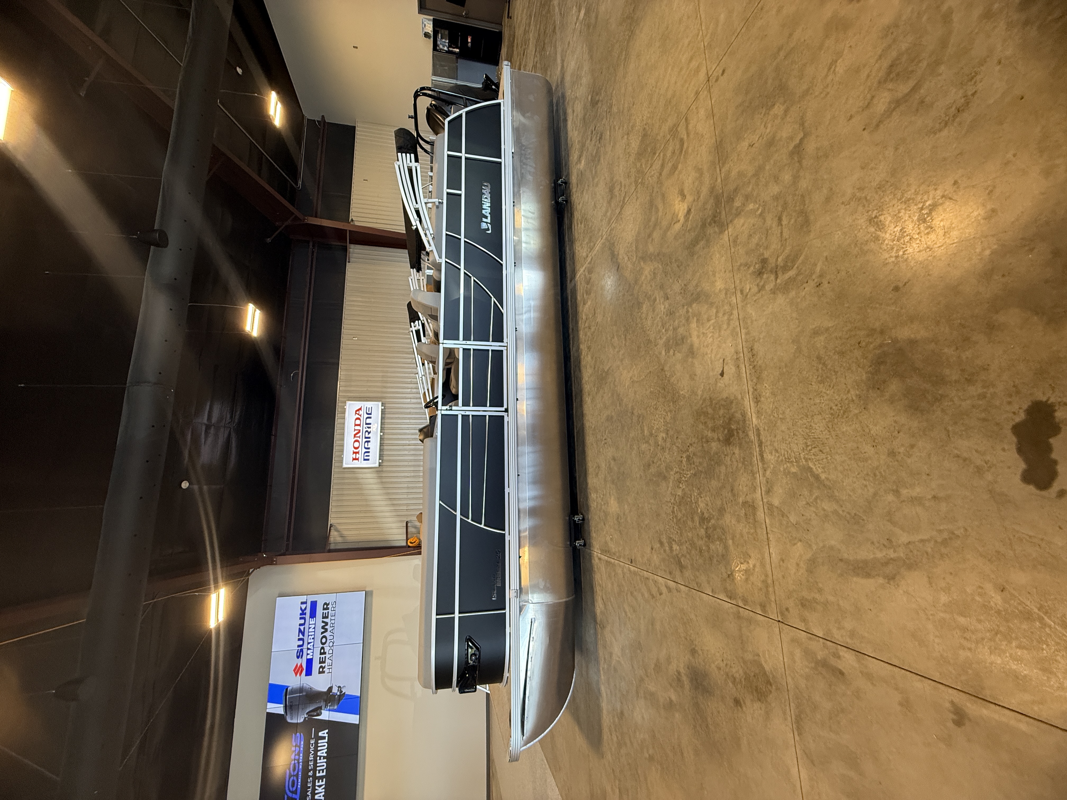 2027 Landau 25 IB CRS Pontoon