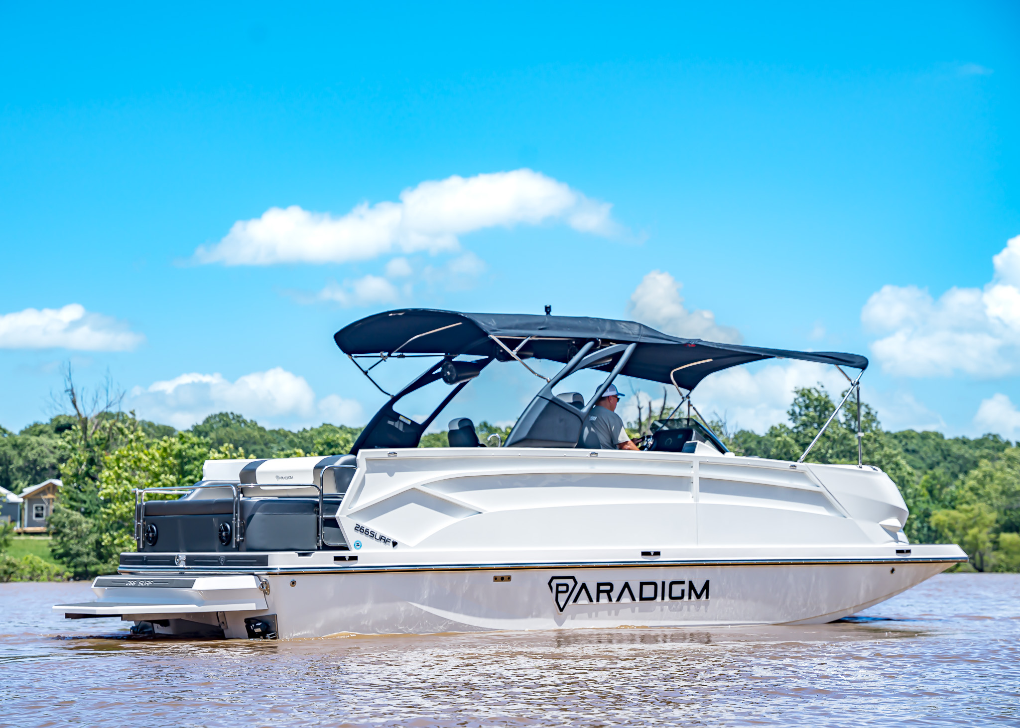 2025 Paradigm 266 SL Surf Snow White Surf Boat