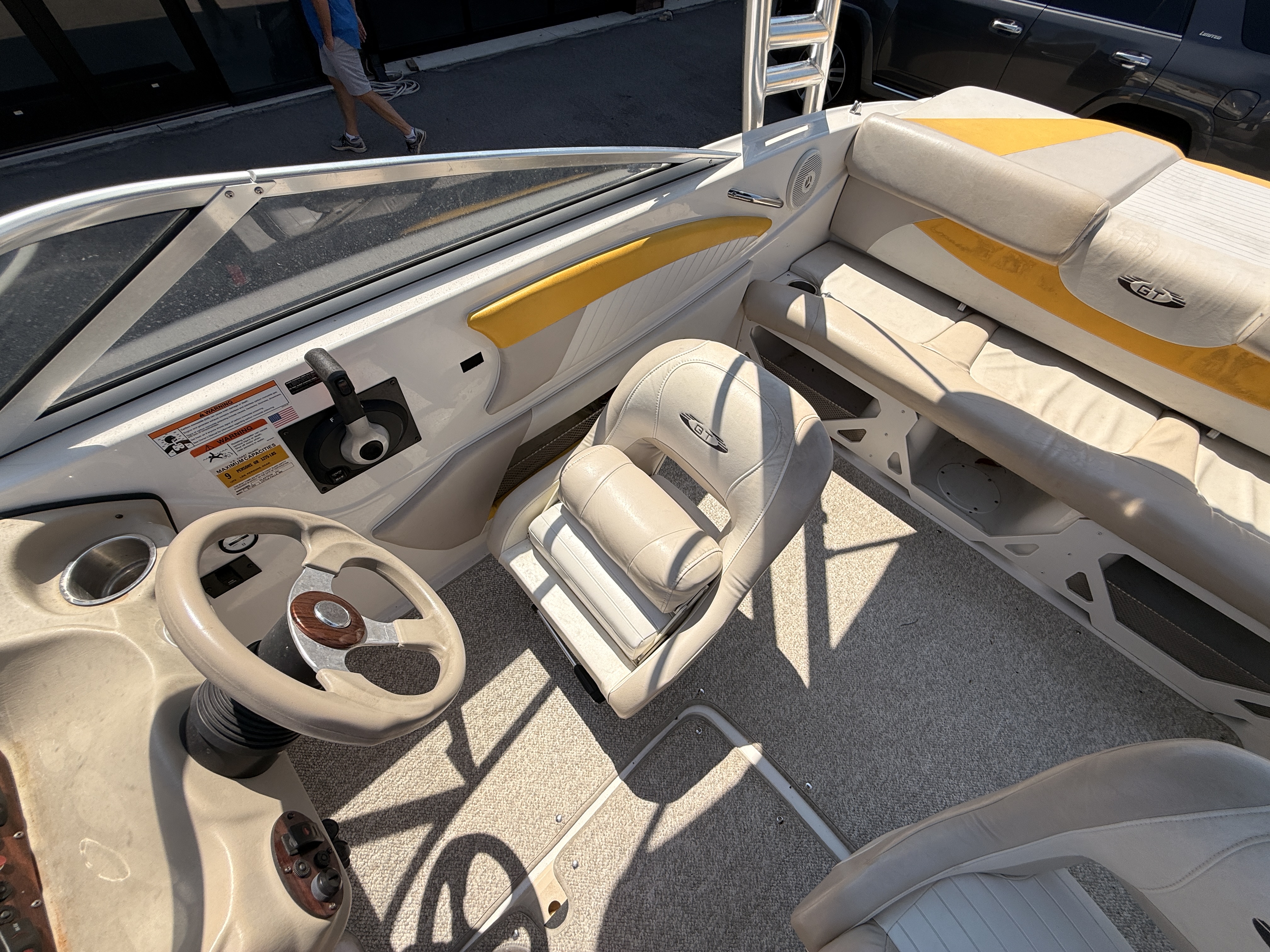 2007 Glastron GT-205/BR Boat