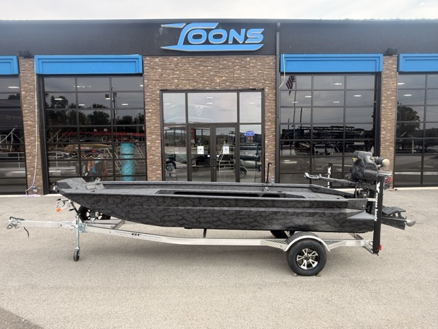 2027 Xpress BAYOU180 Fishing Boat