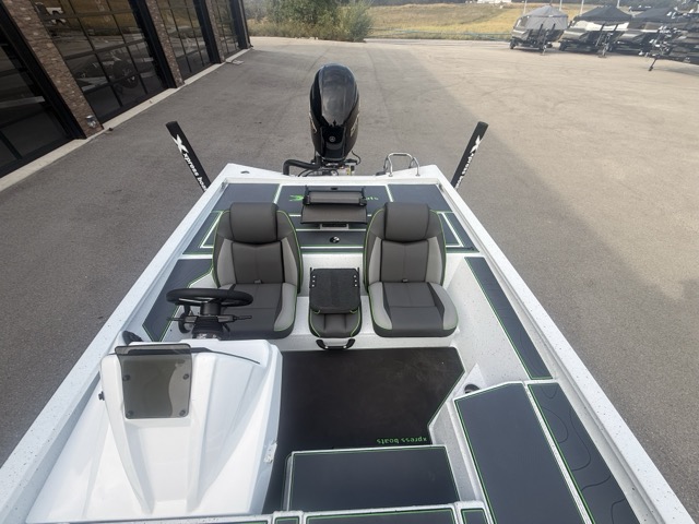 2027 Xpress H20 Bass Fishing Boat