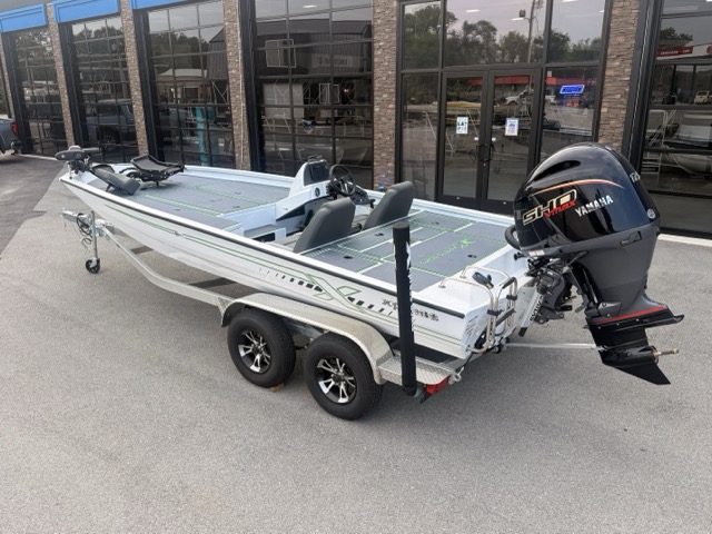 2027 Xpress H20 Bass Fishing Boat