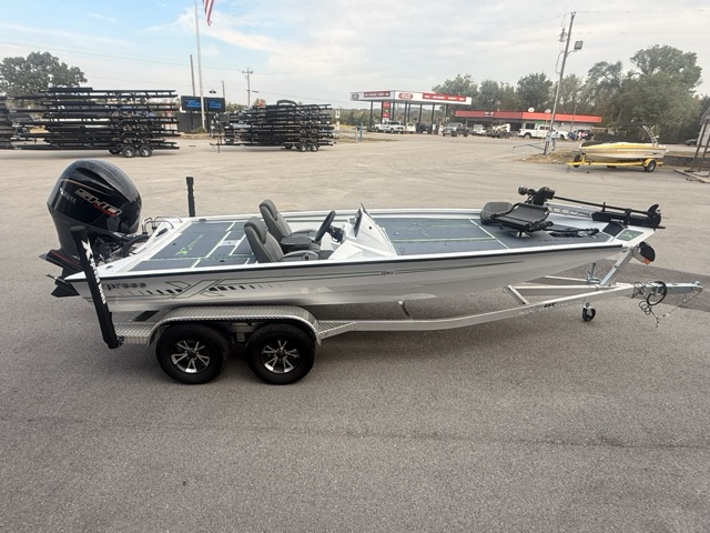 2027 Xpress H20 Bass Fishing Boat