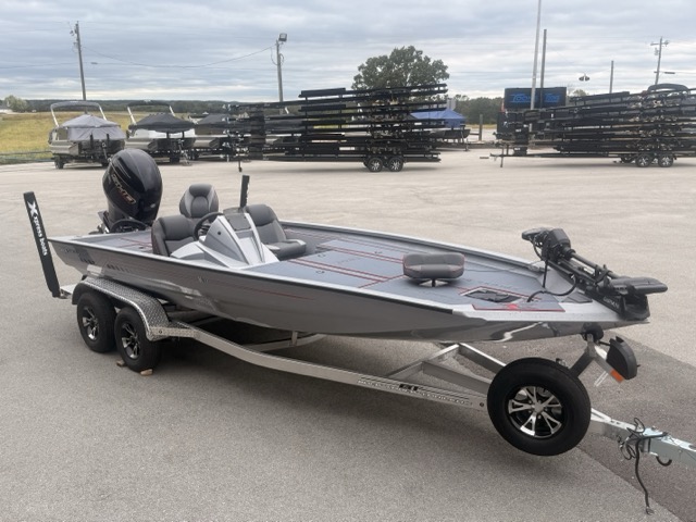 2027 Xpress H20 Bass Fishing Boat