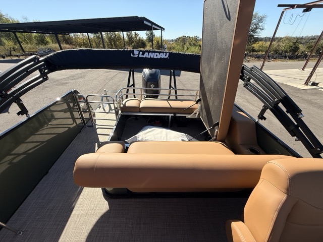 2027 Landau 25 Island Breeze Pontoon