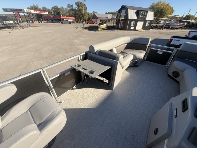 2027 Landau 23 Island Breeze Pontoon