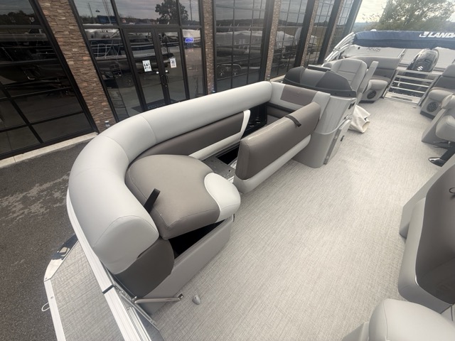 2027 Landau 23 Island Breeze Pontoon