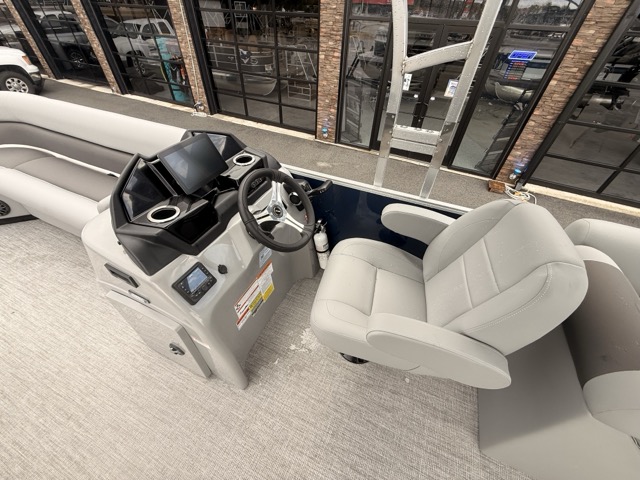 2027 Landau 25 Island Breeze Sundeck Pontoon
