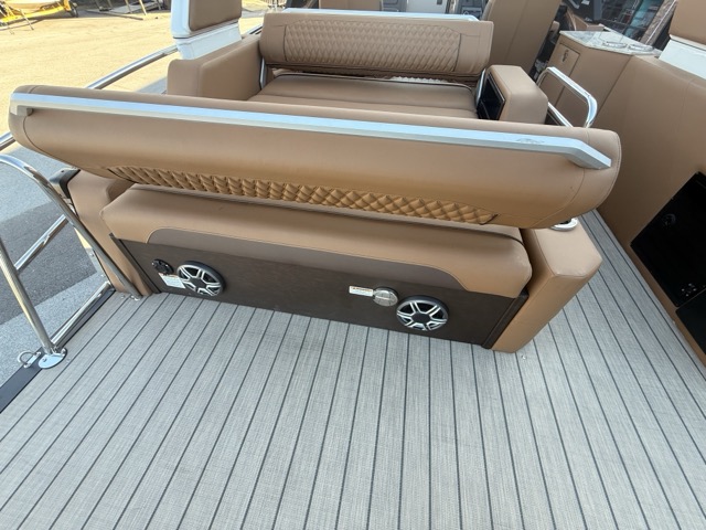 2027 Avalon Avalon Excalibur Twin Pontoon