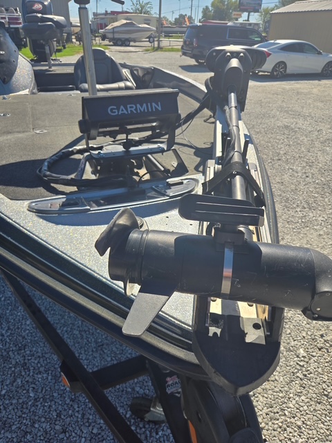 2013 Ranger Z118 Fishing Boat