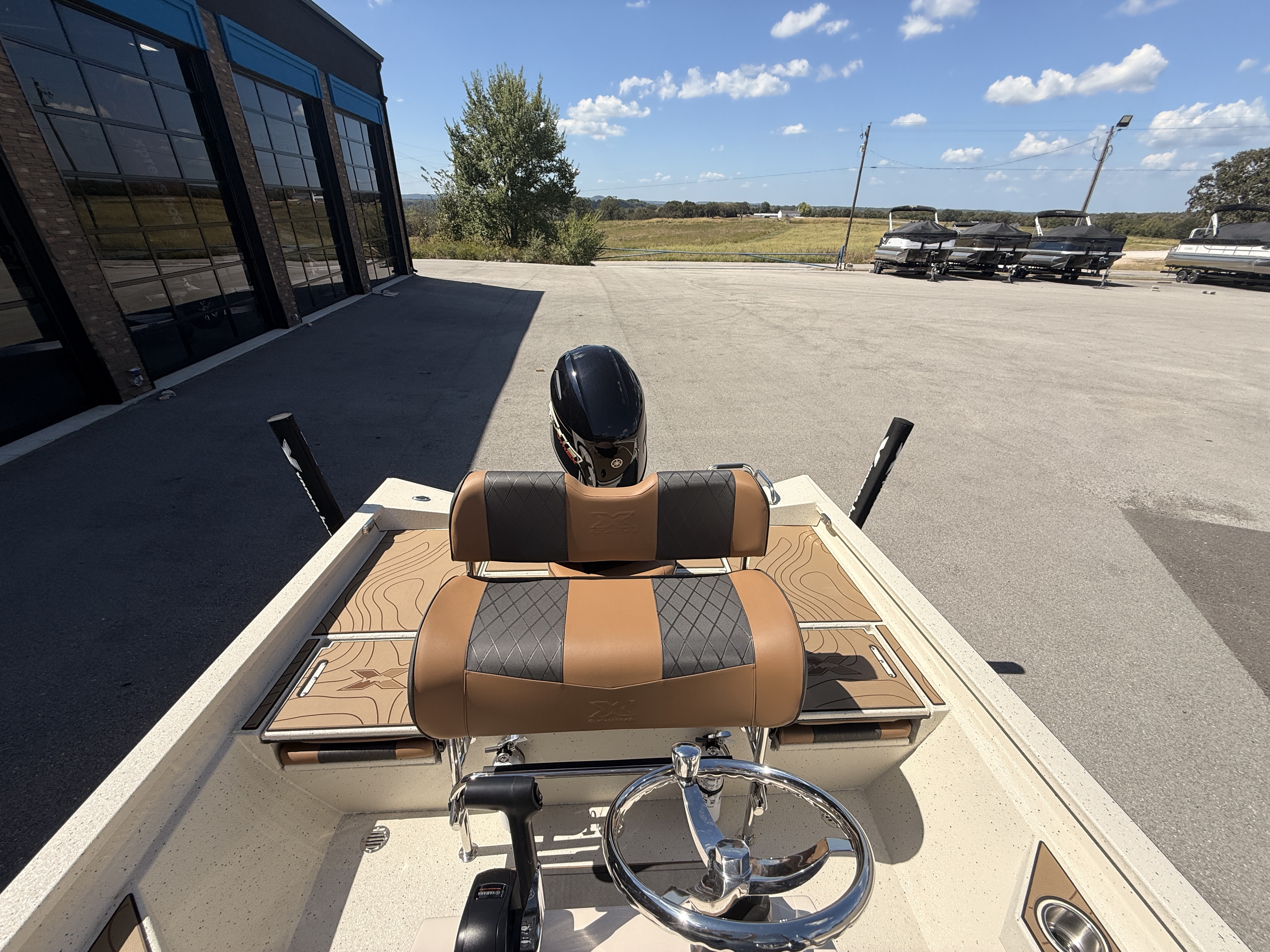 2027 Xpress H20 Bay Fishing Boat