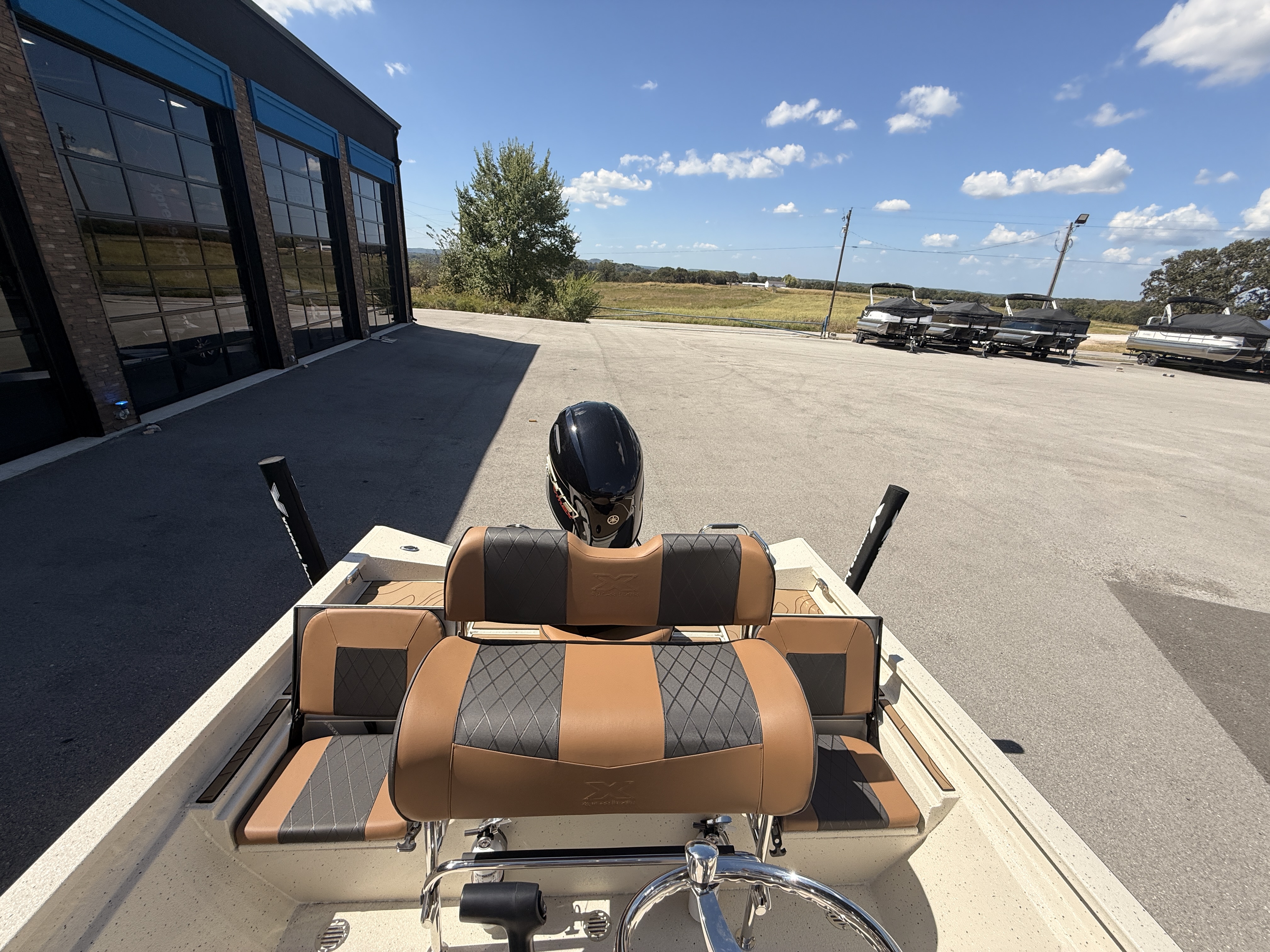 2027 Xpress H20 Bay Fishing Boat
