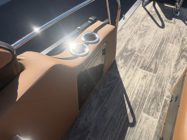 2027 Avalon 2585 Excalibur LTD Pontoon