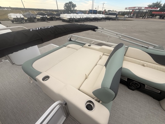 2027 Avalon 25E85 LSZ VRB Pontoon