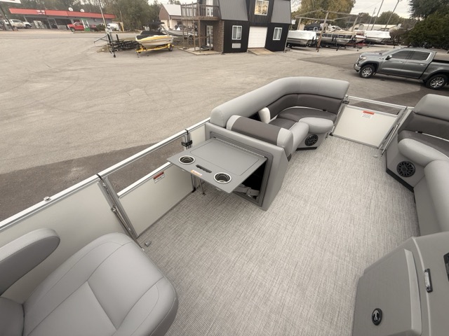 2027 Landau 23 Island Breeze Pontoon